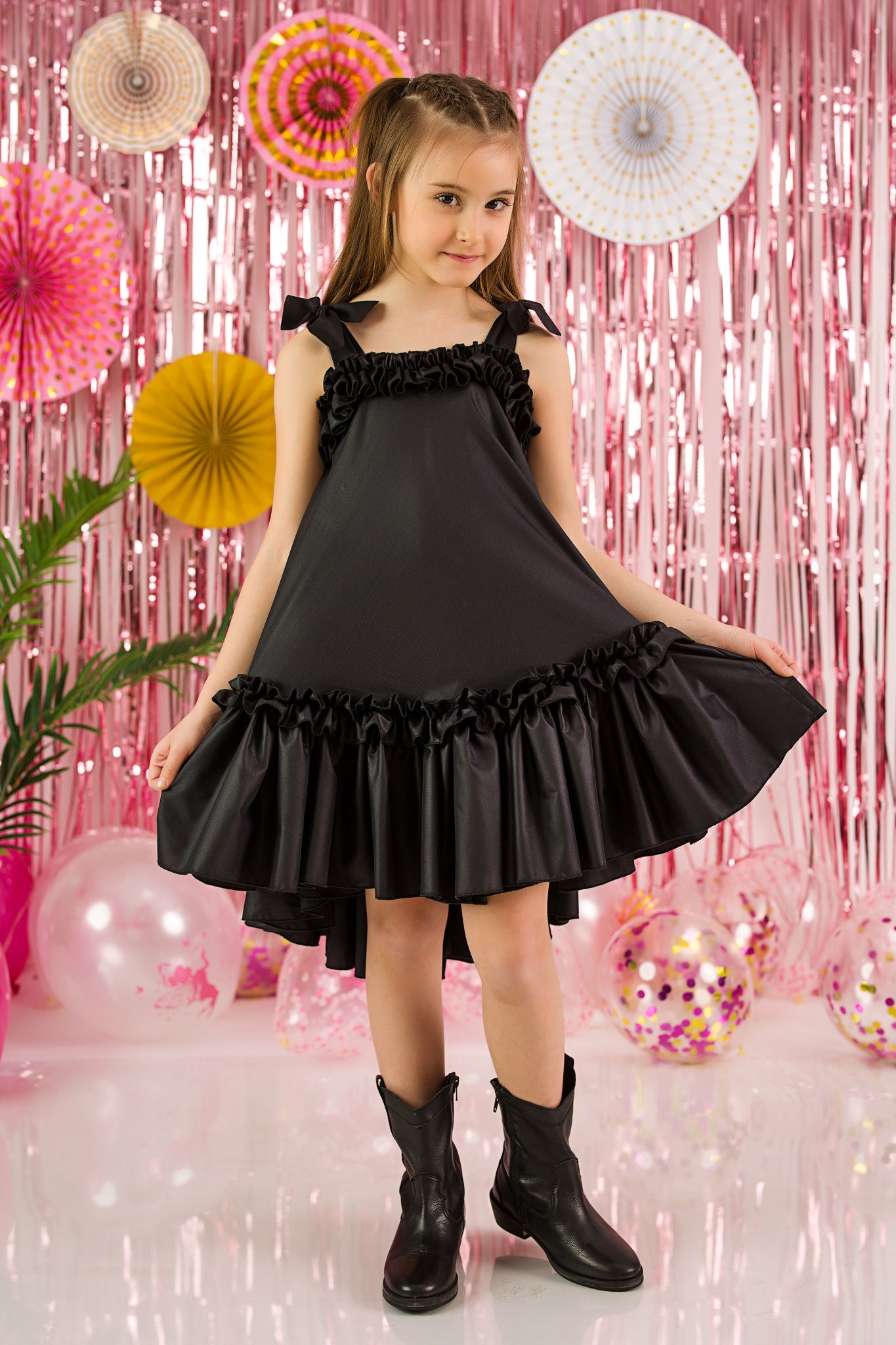 Rochie vaporoasa cu volane din poplin negru pentru fetite - Mila