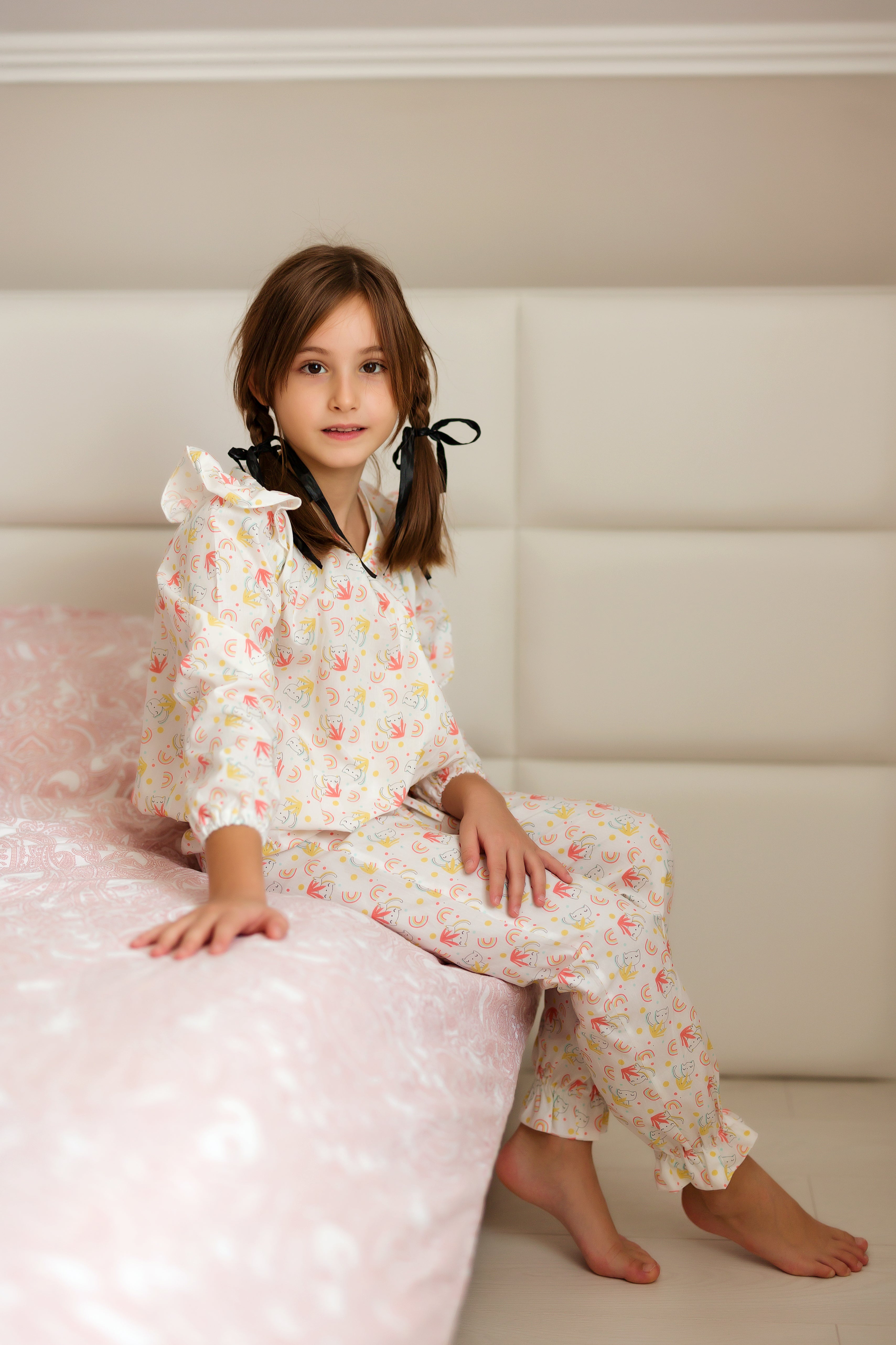 Pijama cu pisicute pentru fete - personalizabilă
